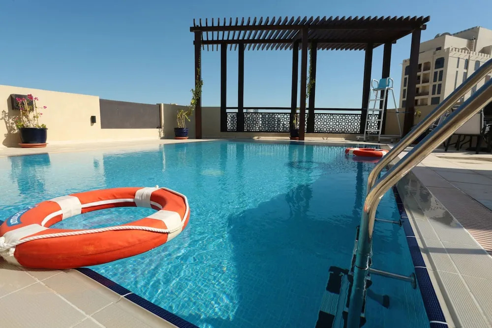 Spacious Marbella 2BR With Scenic Views