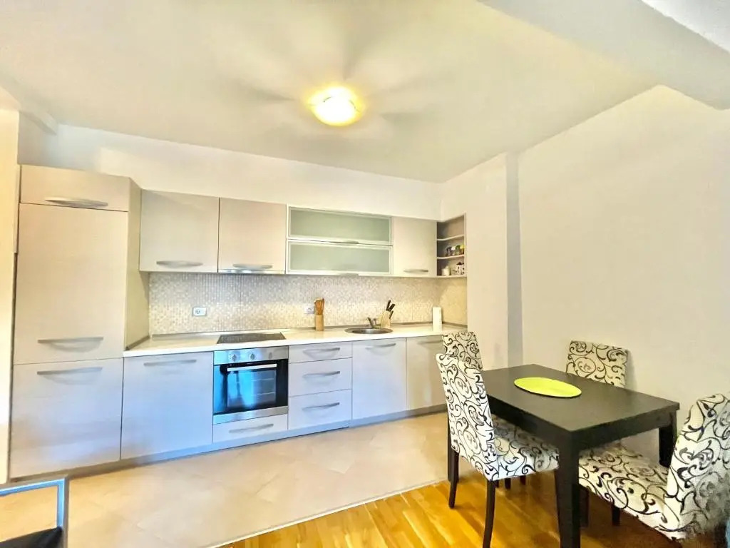 Comfort Family Apartment Budva