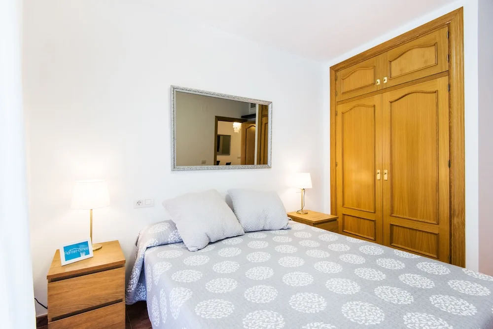 Rentandhomes fuengirola beach apartment