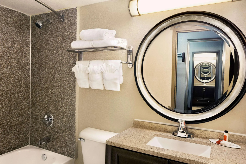 Quality Inn Little Rock on I-30 Near Littlerock airport