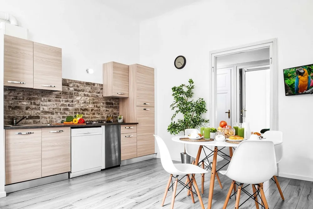 Luxury 2 Bedrooms Home in Milan Center