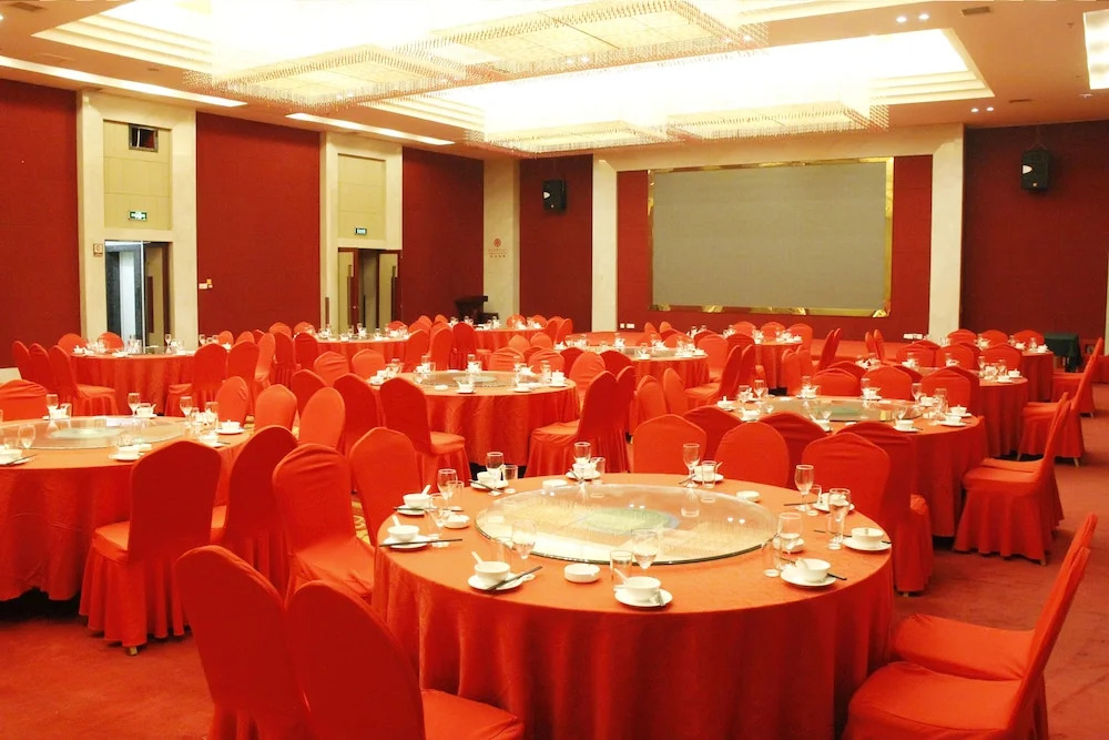 Zidongge Huatian Hotel