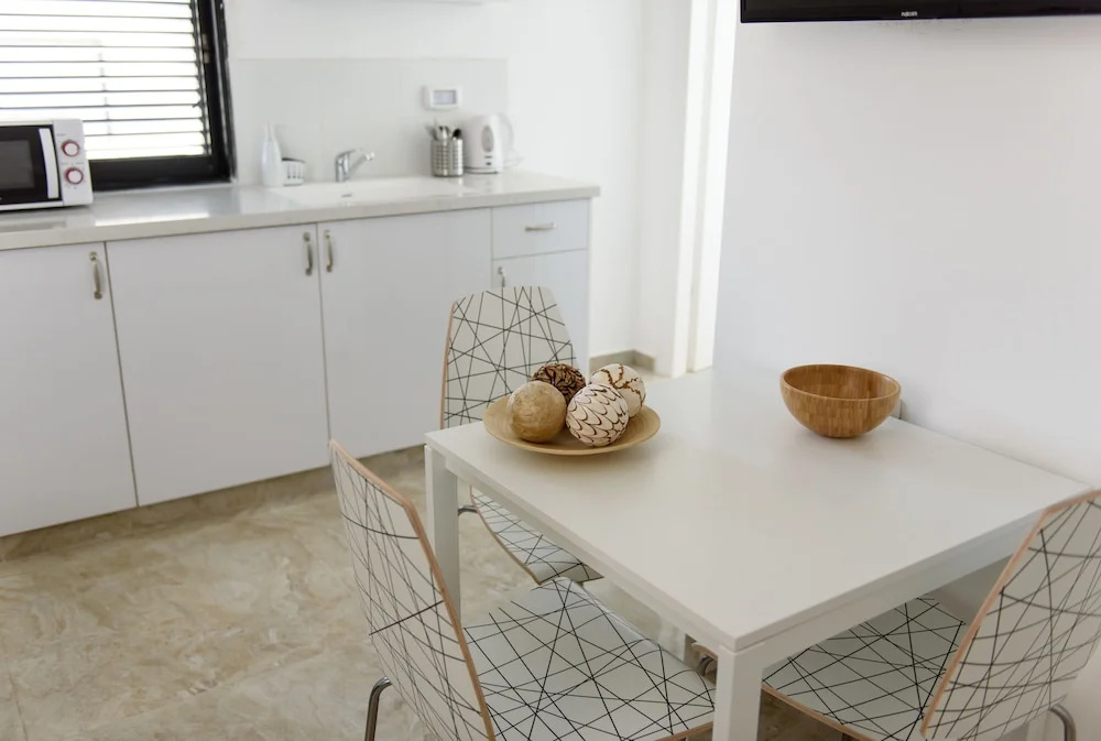 Beach View Apartments And Studio