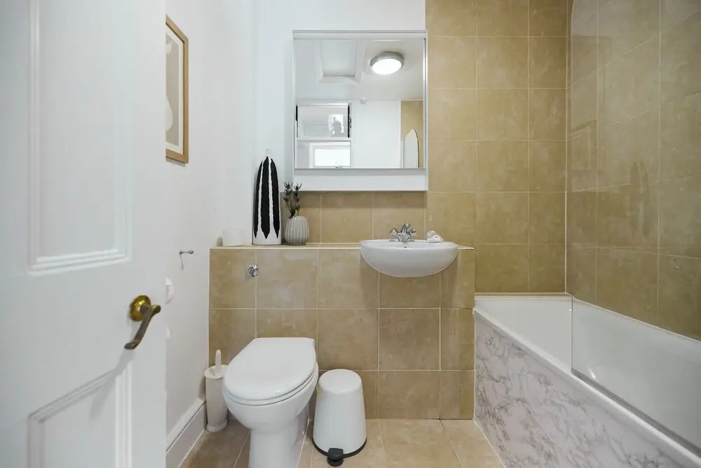 The Carlton Nook - 2BR Apartment