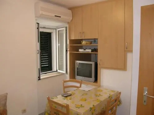 Apartments Primosten