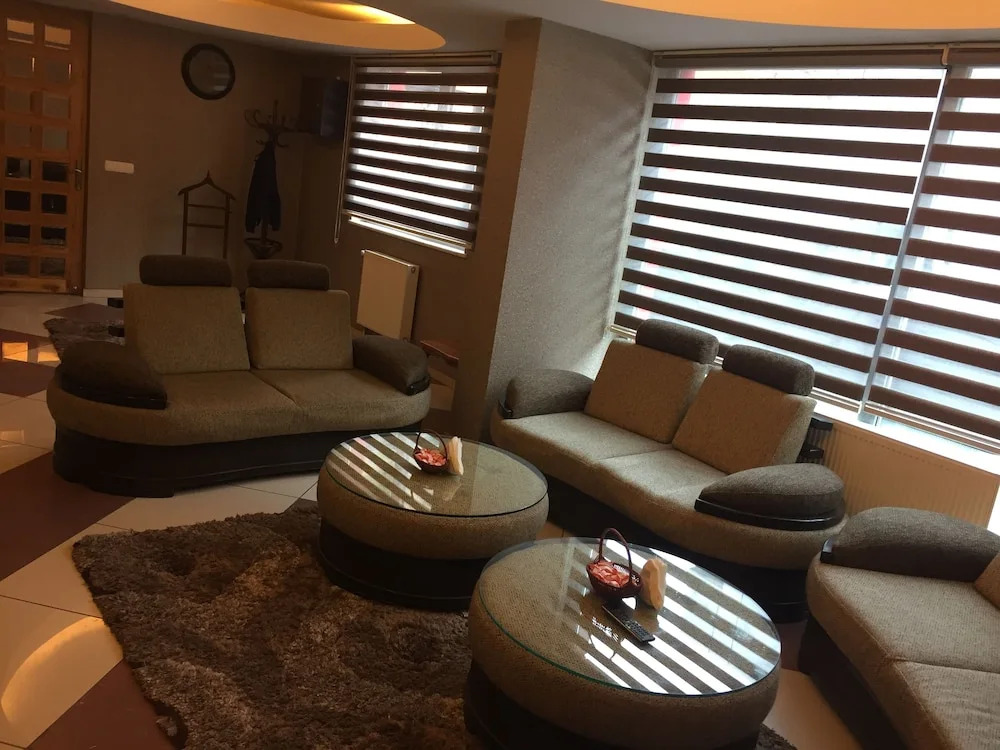Cimenler Otel
