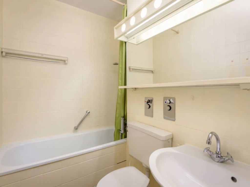 Apartment B306 Sassofortino