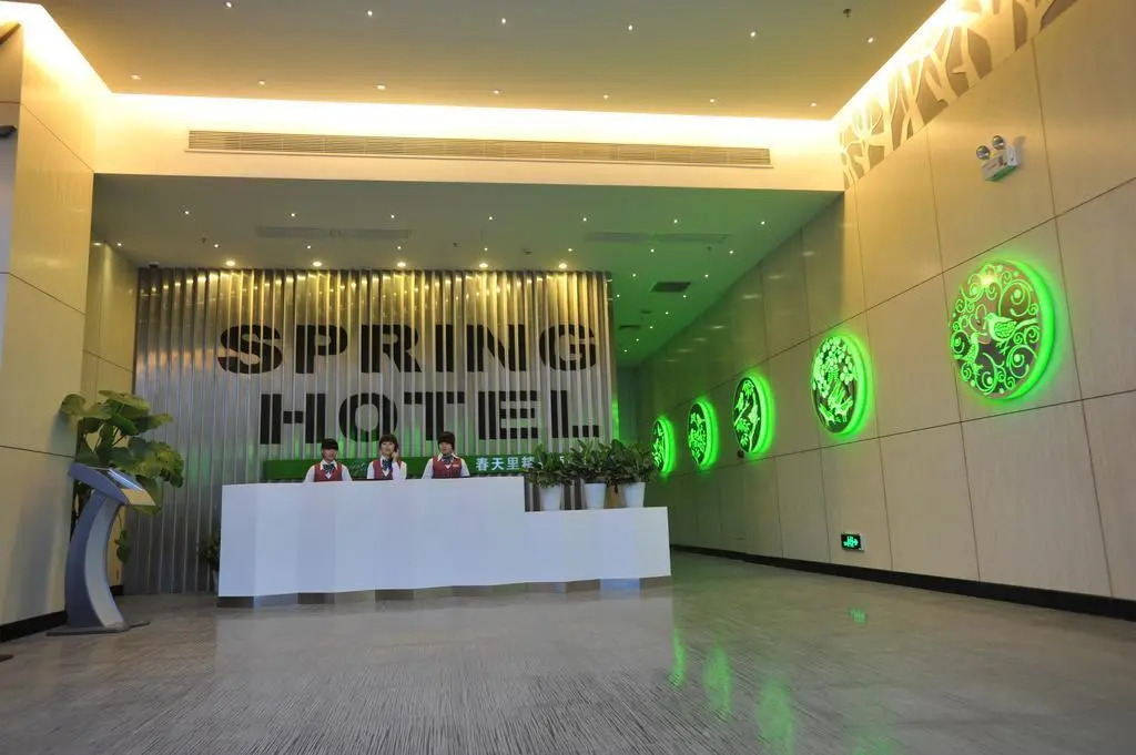 Spring Time Hotel