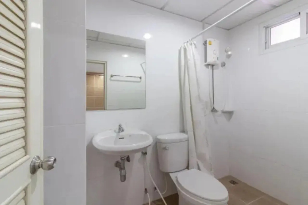 Townhouse Siam Privi Hotel