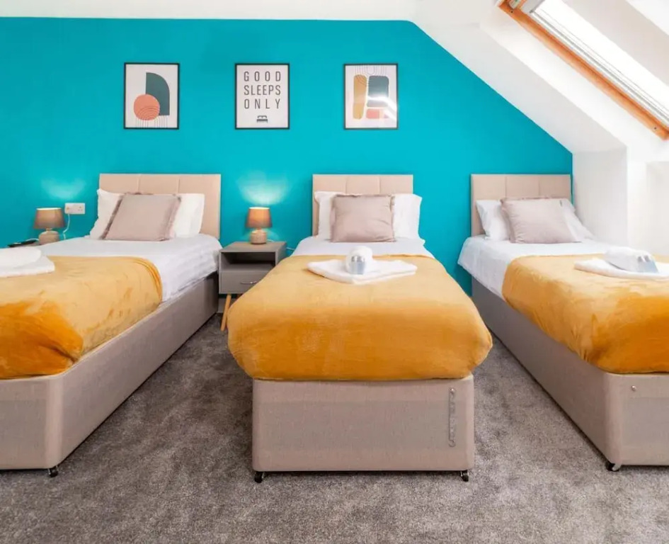 4BR Westlake Accommodation