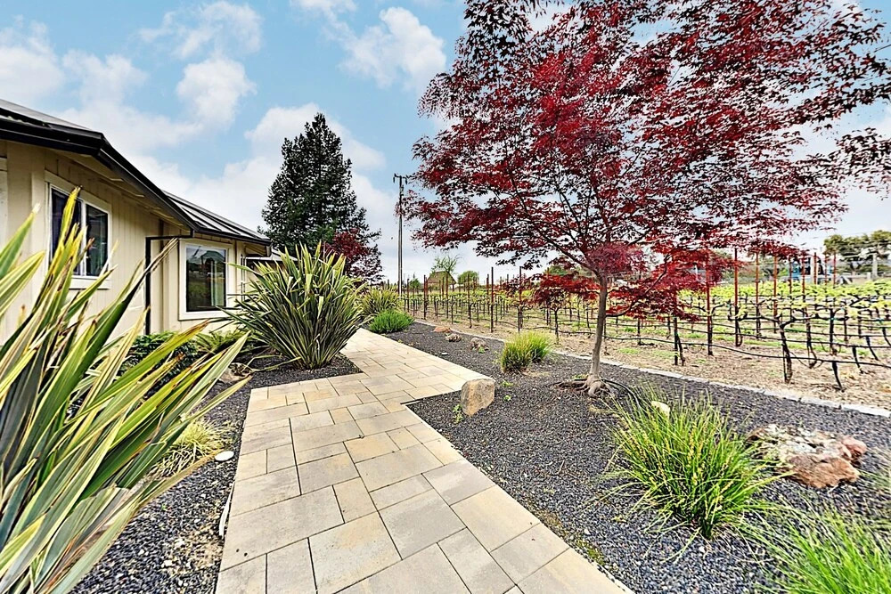Bella Terra: Chef's Kitchen, Waterfall Pool & Spa home