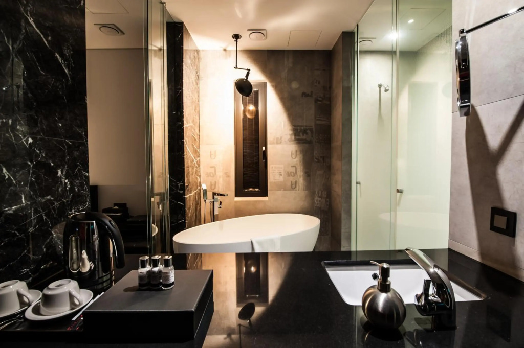SR Hotel Sadang