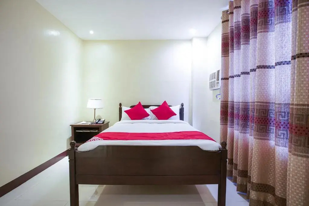OYO 236 Hotel Edmundo