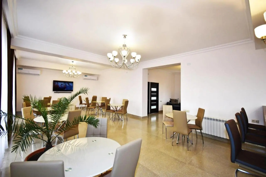 Patriott Hotel
