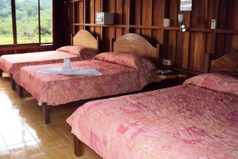 Arenal Roca Lodge & Bungalows