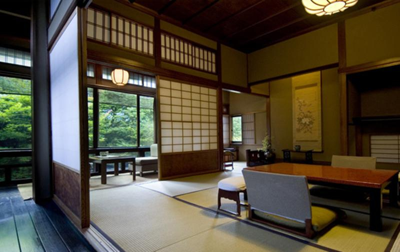 Hiiragiya