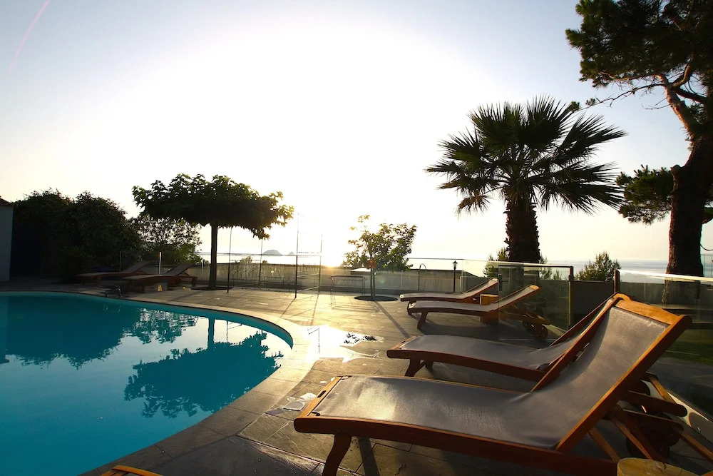 Hotel Minera