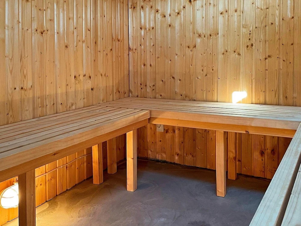 Nice Home In Hvide Sande With Sauna