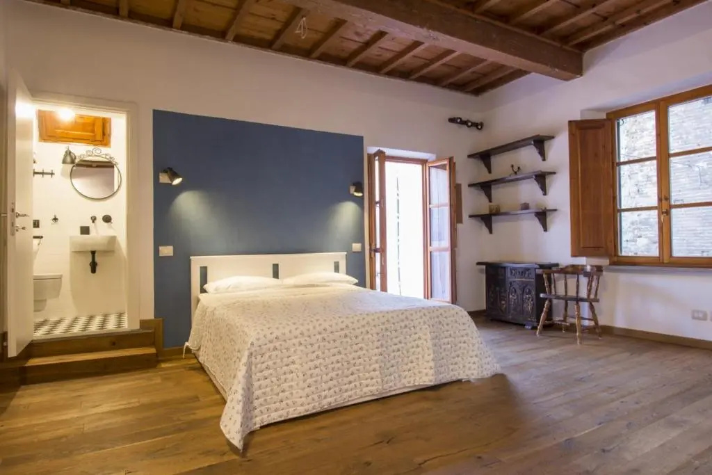ALTIDO Gorgeous Apt for 6 in the historical Pisa center