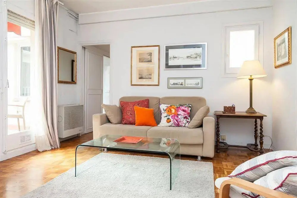 Gràcia area apartments - Bohemian area