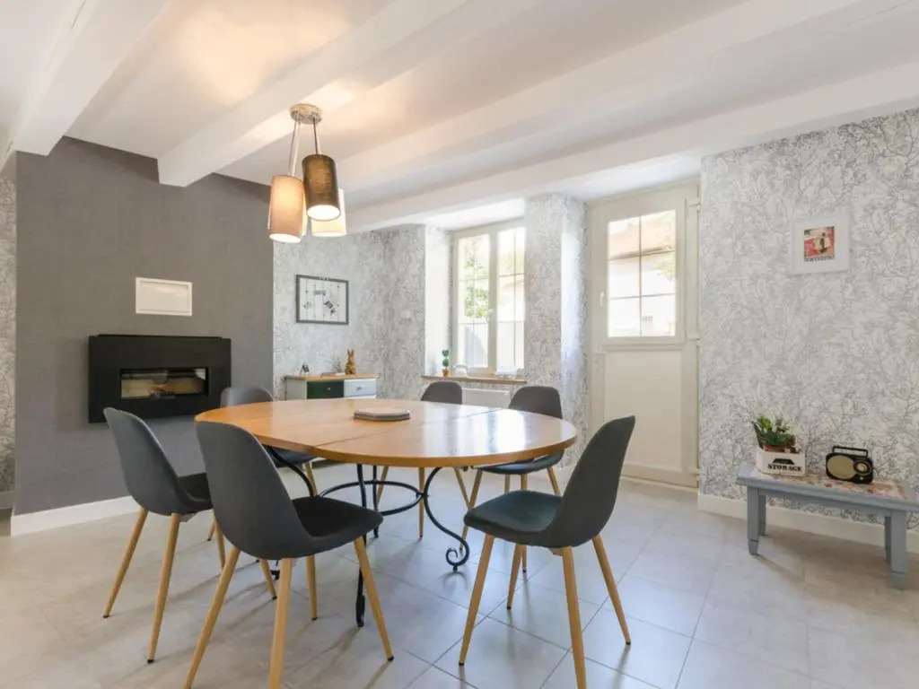 Gîte Dolancourt, 4 pièces, 6 personnes - FR-1-543-51
