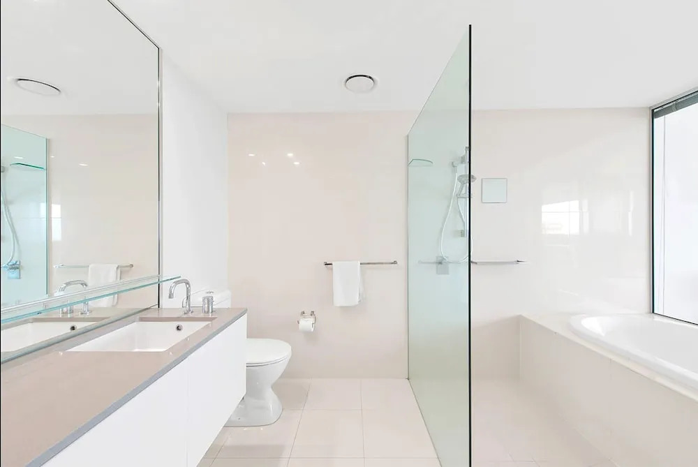 Sealuxe Suites - Central Surfers Paradise