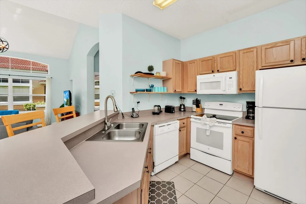 Brand New Quiet 4 BR Townhome in Emerald Island