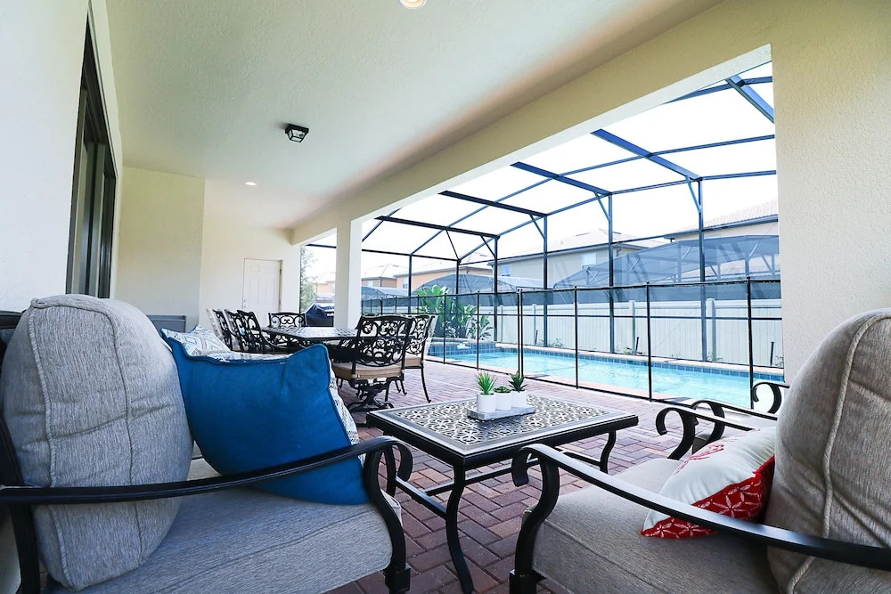 Windsor at Westside-8 Bedrooms House w/pool-3710WW