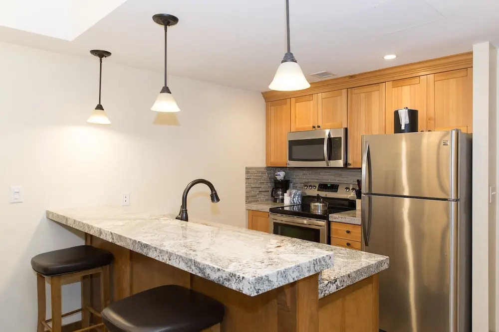 Sundial C105  - 2 Br Condo