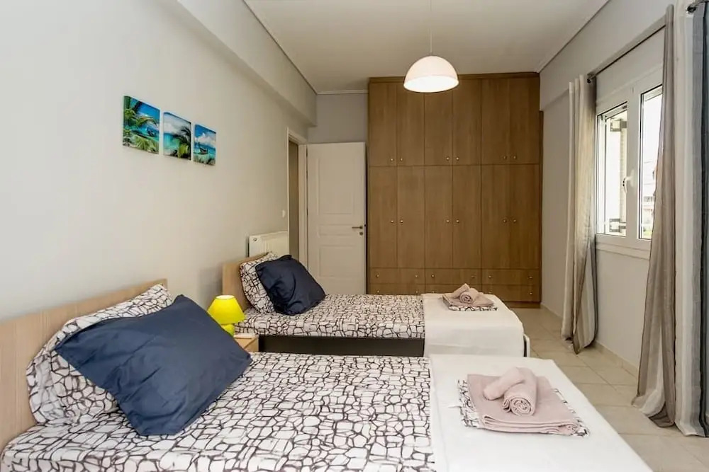 Thano's Stylish Flat, Just 150m To The Beach