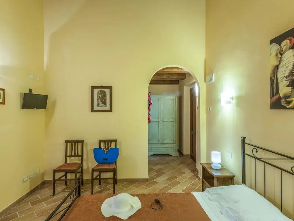 Beautiful Villa in Belforte All'isauro With Swimming Pool