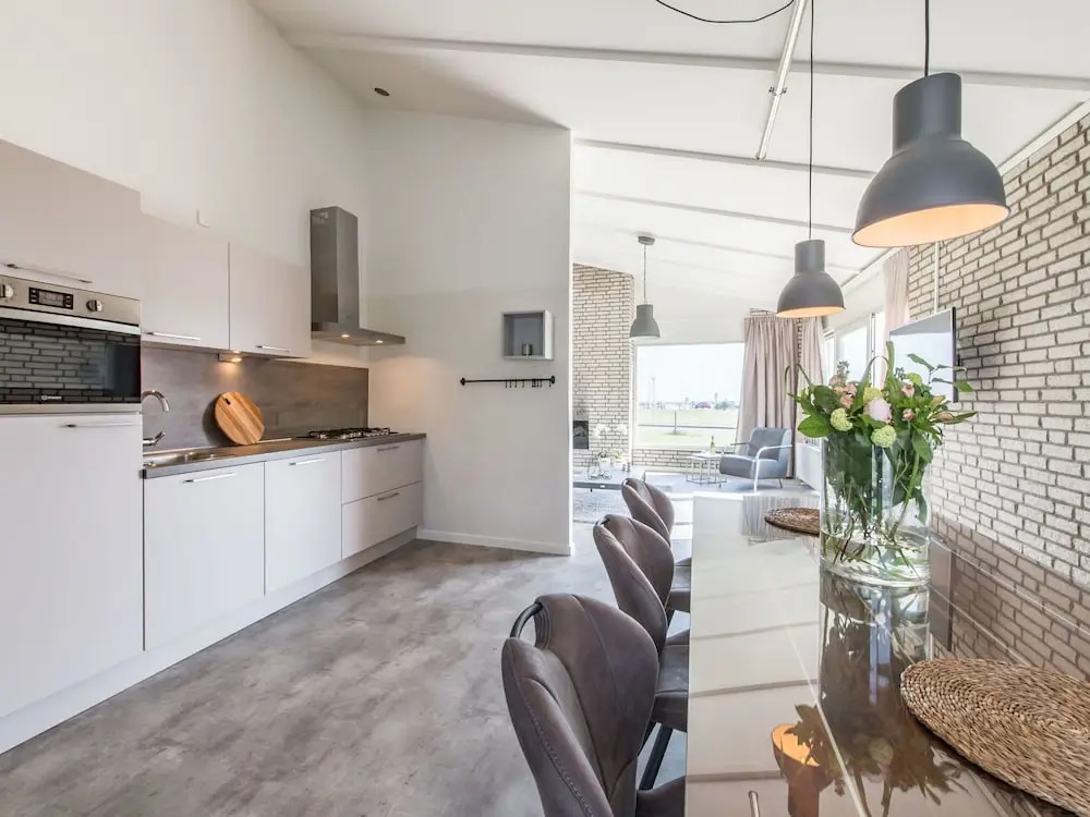 Striking Holiday Home in Kamperland With Sun Loungers