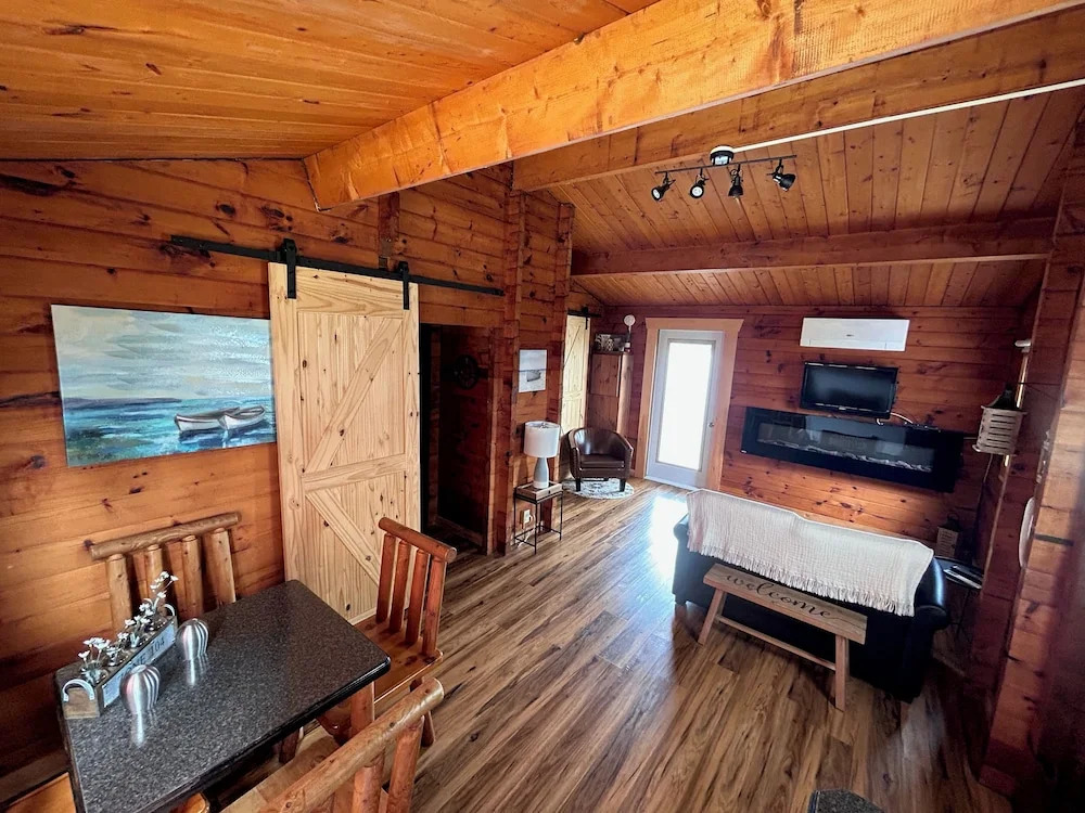Bras dOr Lakes Inn