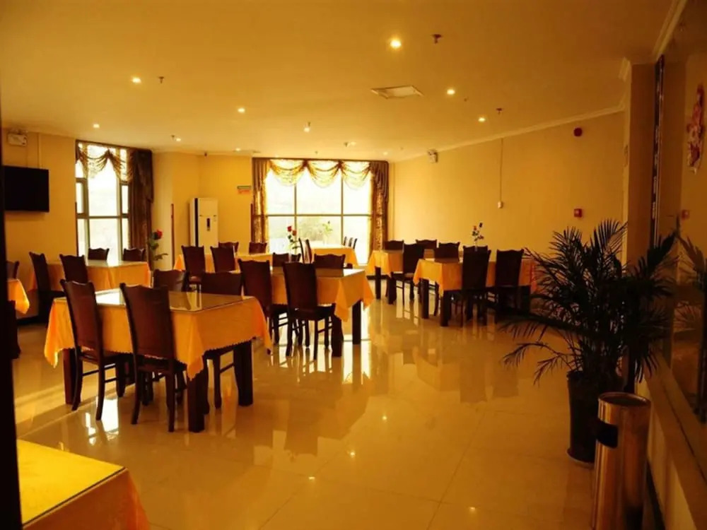 GreenTree Inn Anhui Fuyang Taihe South Xiyang Road Business Hotel