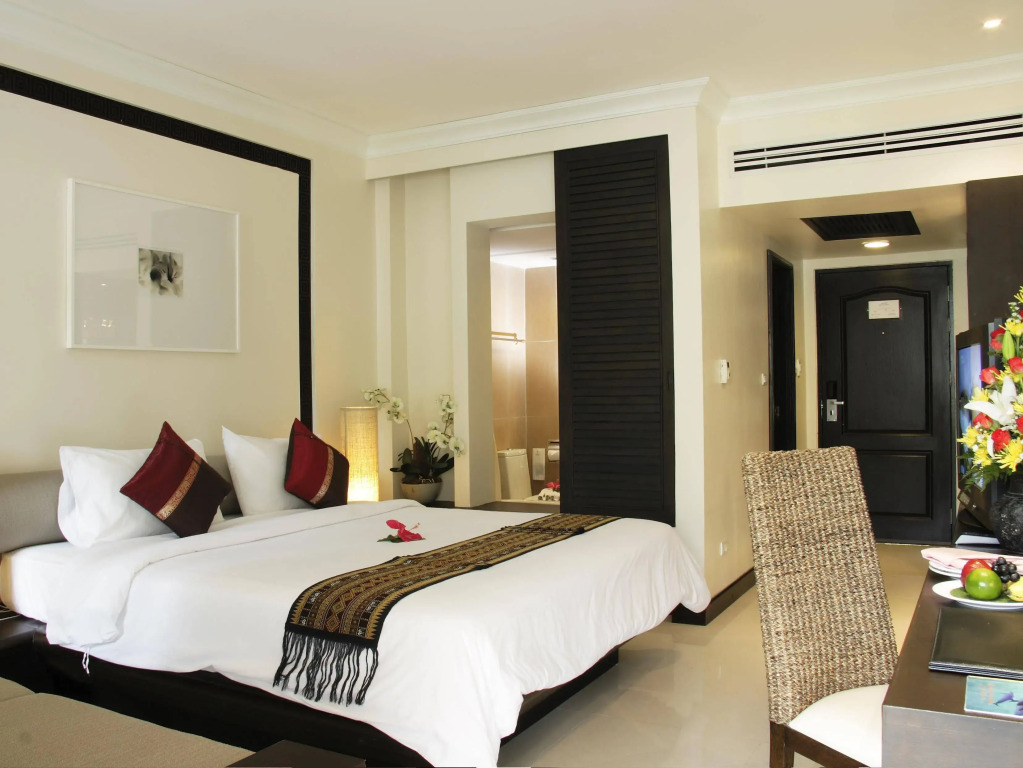Thara Patong Beach Resort & Spa