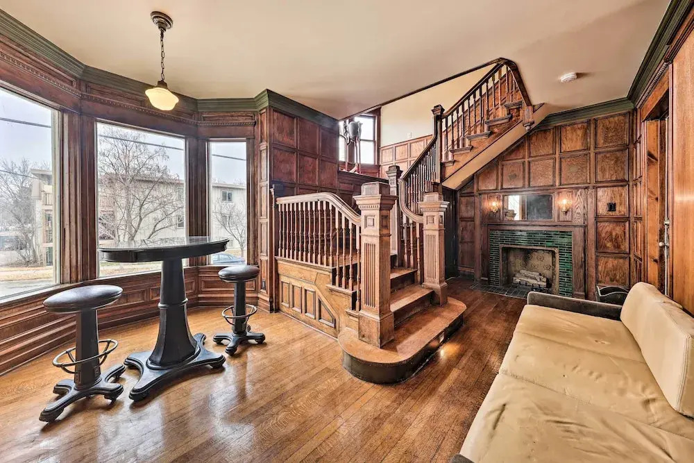 Walkable KC Home Base! Near Sports Events & Fun