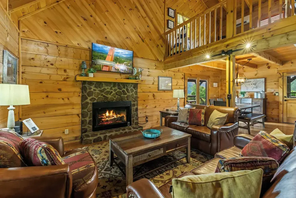 Cabin w/ Hot Tub, Theater & Games!