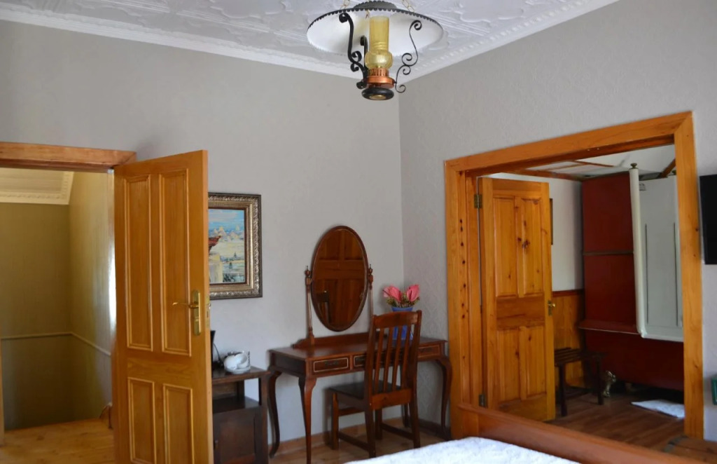 Hobbit Boutique Hotel