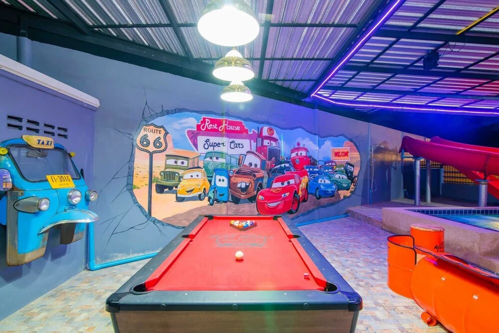 Rest House Supercar Pool Villa