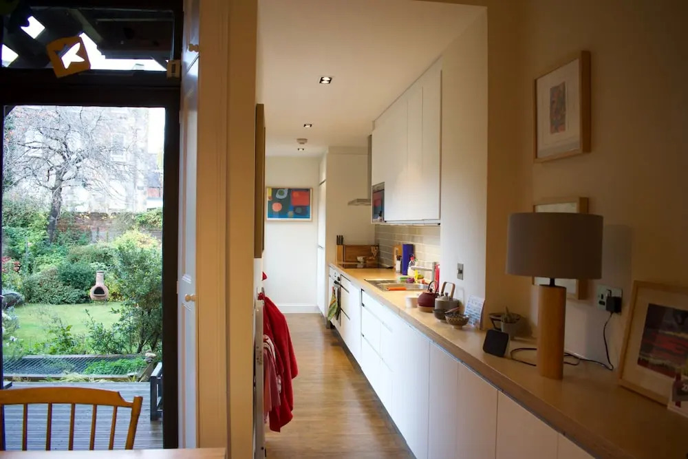 Stylish Georgian Apartment in Leith