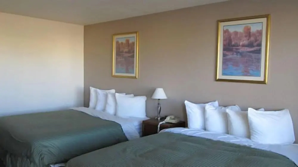 Sagebrush Inn Hotel