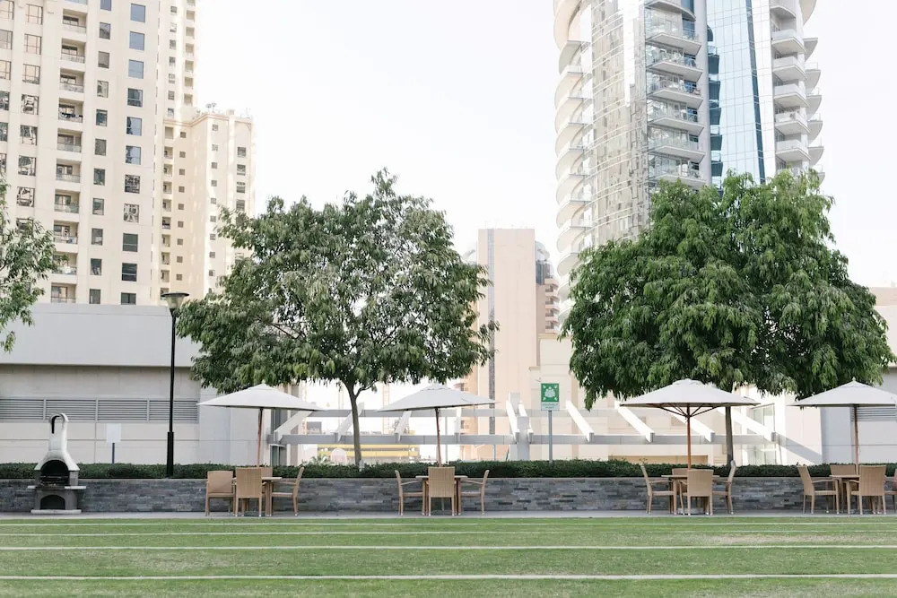 Faraway Homes - Park Island Luxury