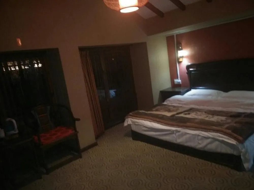 Old House Inn