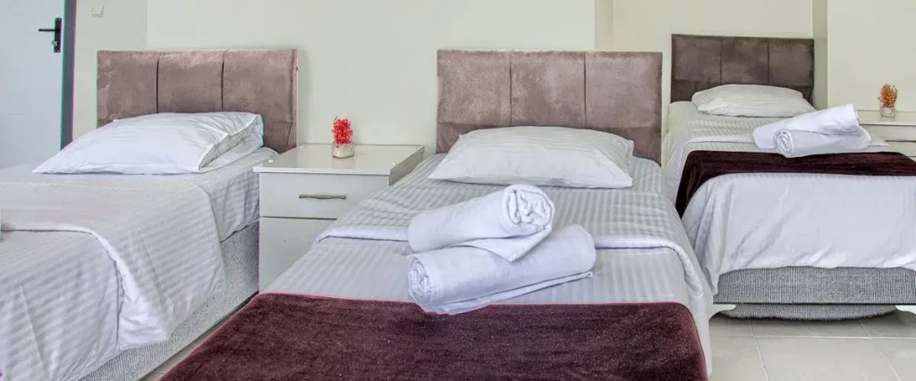 Yeniciftlik Otel