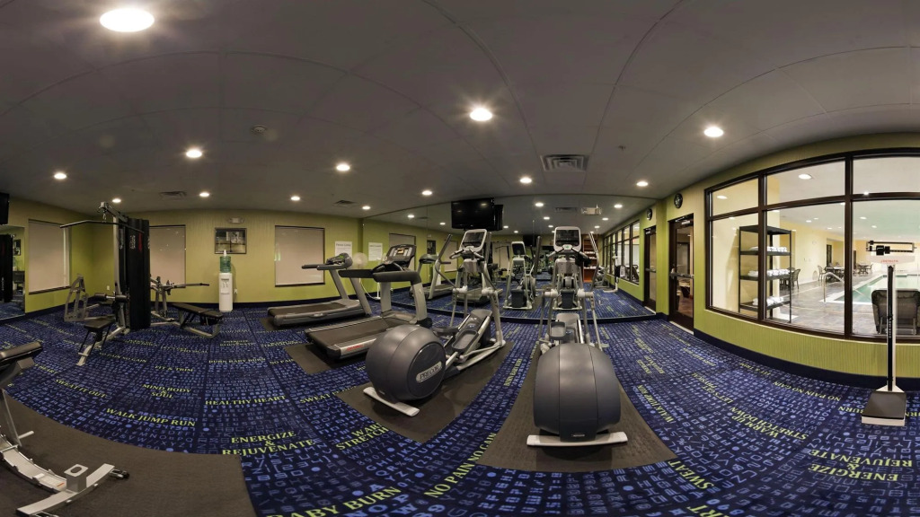 Holiday Inn Express Hotel and Suites Saint Robert by IHG