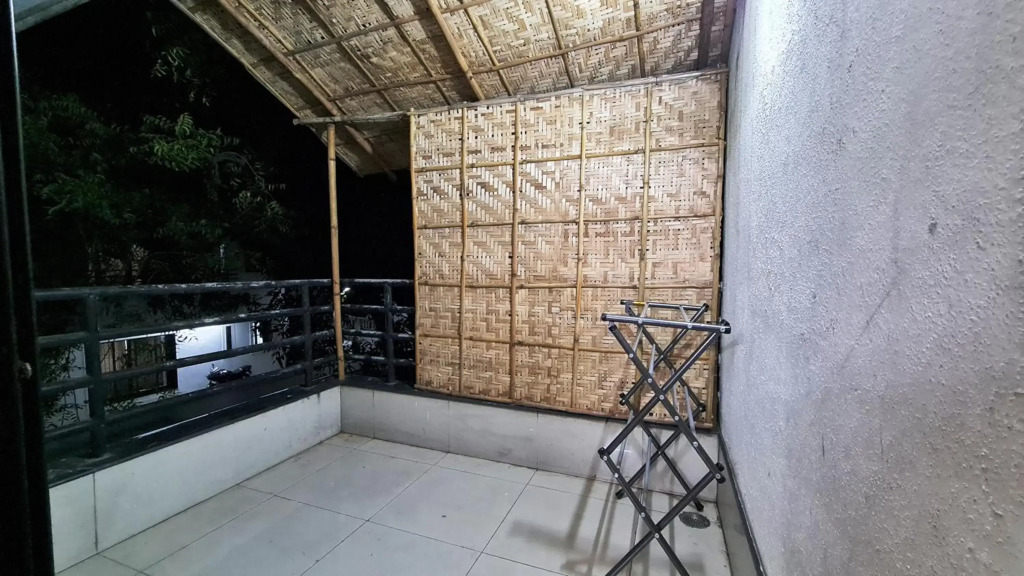 Lifespace- Spacious Hostel in a Luxurious Villa