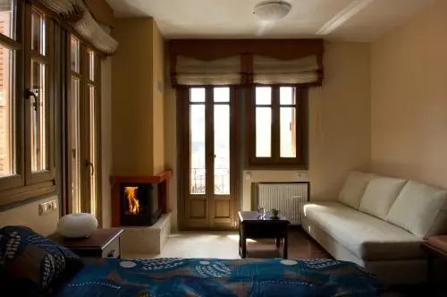 Rentinia Inn