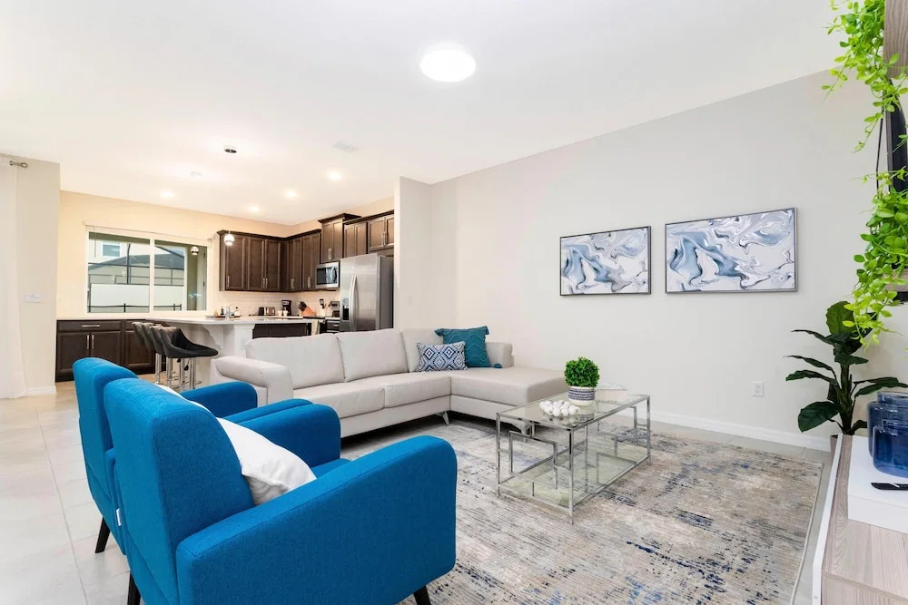 2170 FM - Disney Delight 4BR Townhome Luxury Pool
