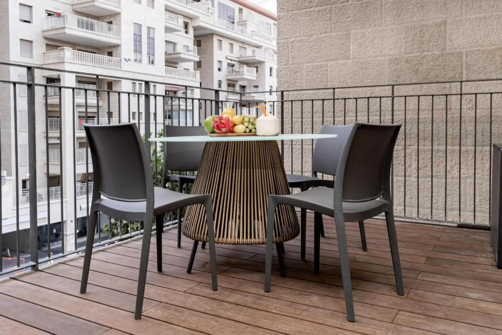 Central and Luxury New 2BR&2Bth - Private Parking