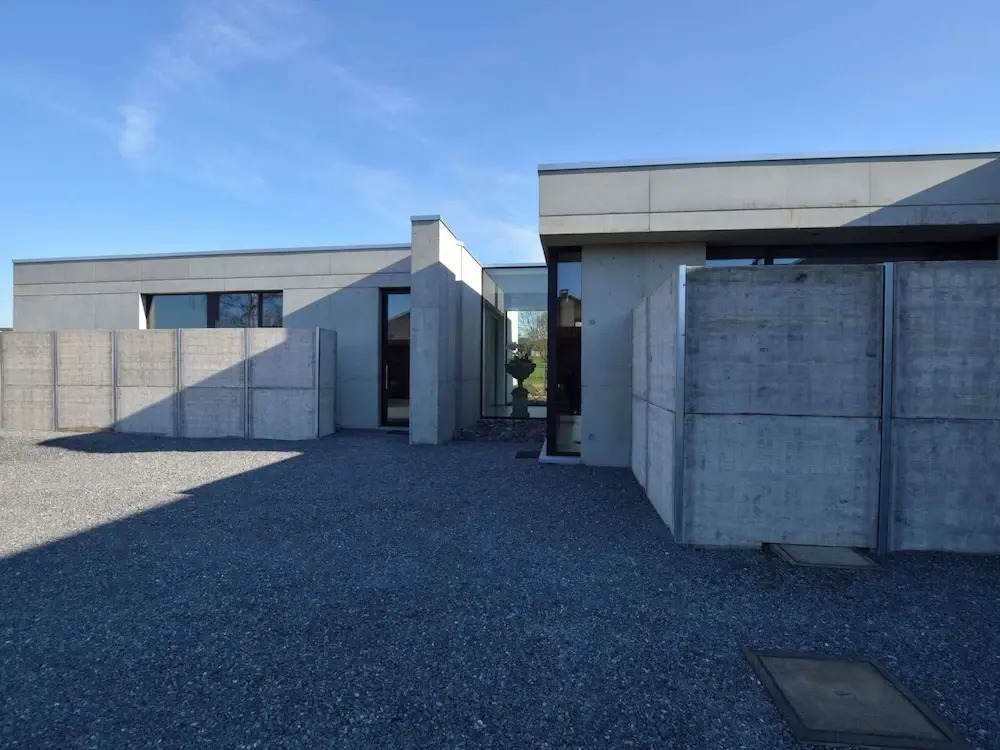Dalhem Villa with Garden